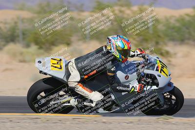 media/Oct-30-2022-CVMA (Sun) [[fb421c3cec]]/Race 16 Amateur Supersport Middleweight/